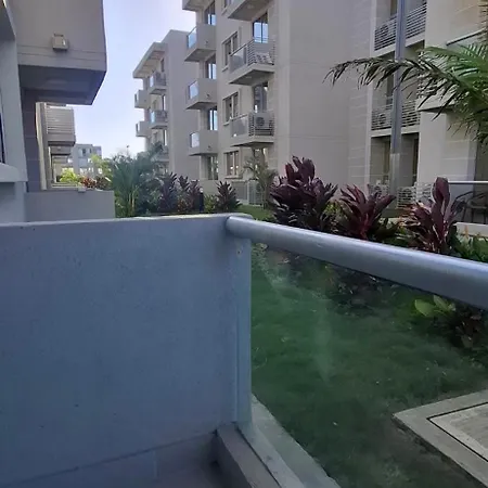 Apartamento Beautiful In Serena Del Mar, Close To The
